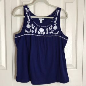 Old Navy Navy floral Embroidered tank XL